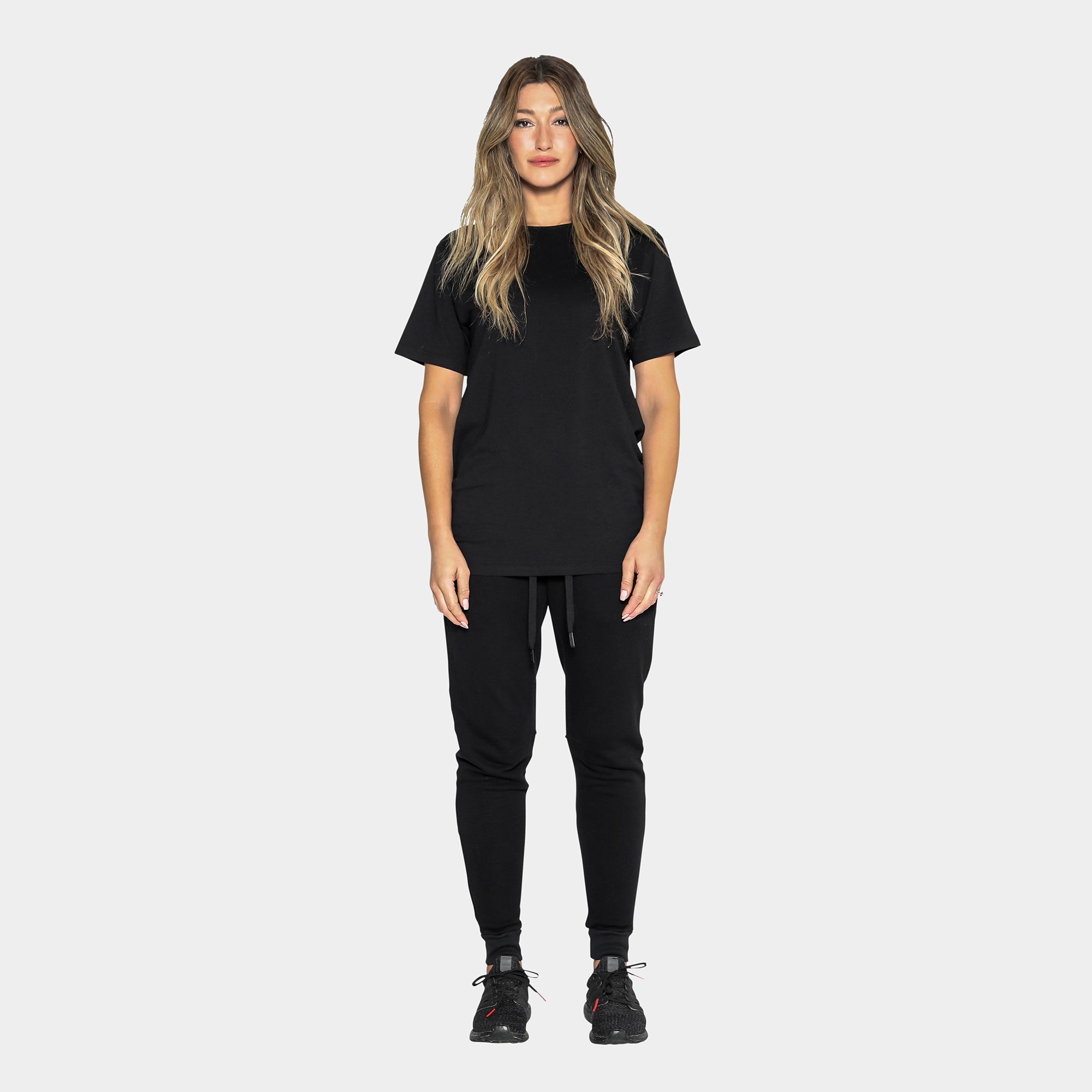 THE TEE - Black -