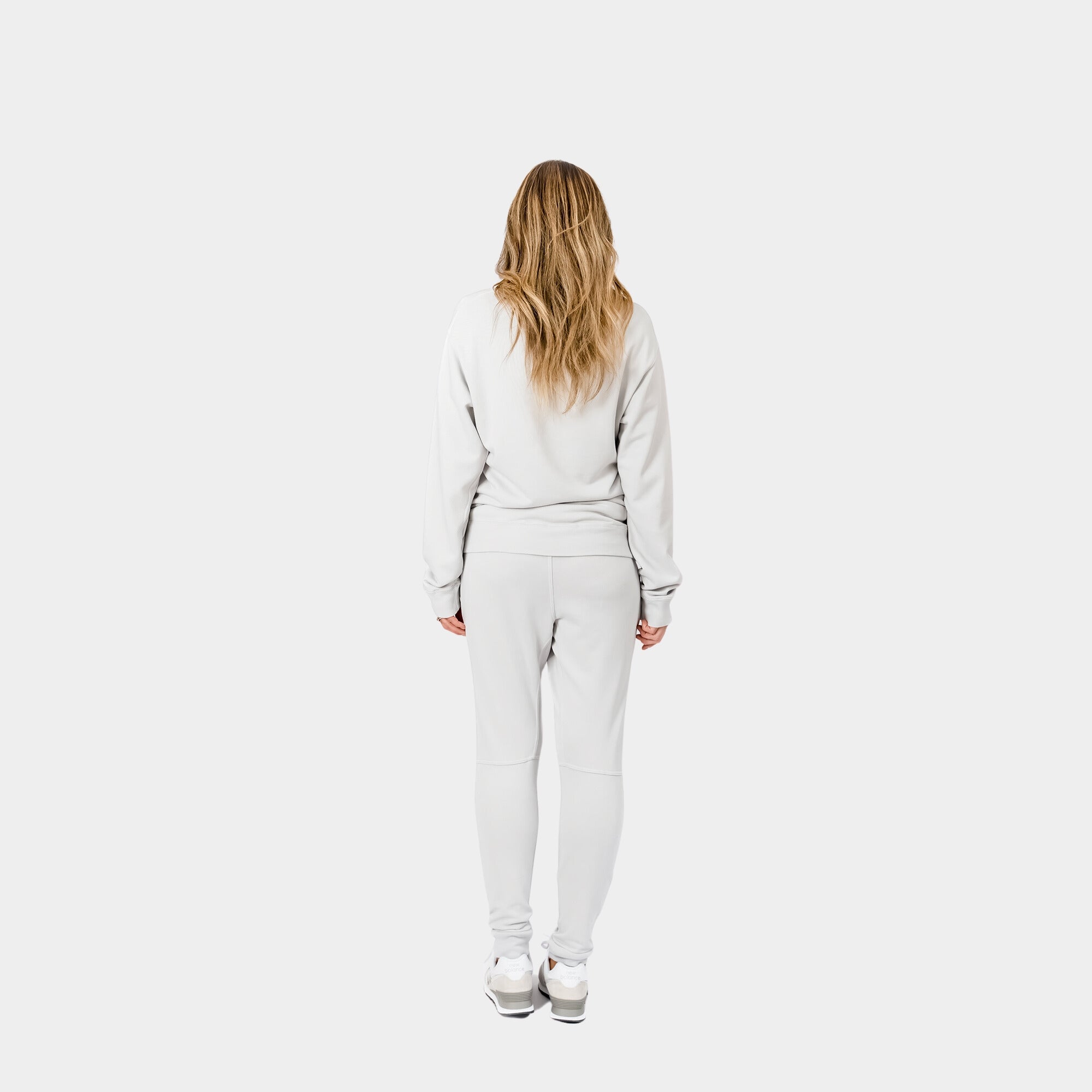 THE OVERSIZED SWEATSHIRT - Grey -